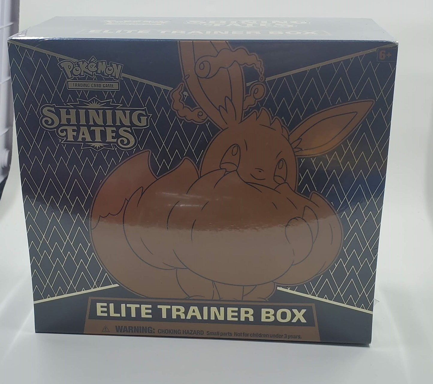 Pokemon Sword & Shield: Shining Fates ETB